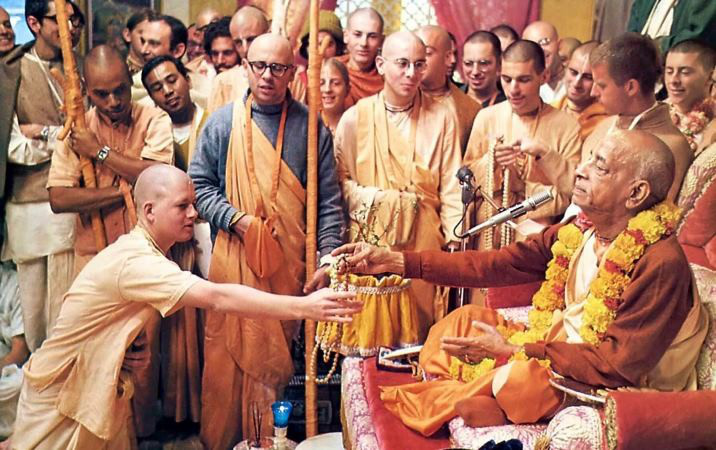 A Disciple Cannot Become a Guru Automatically